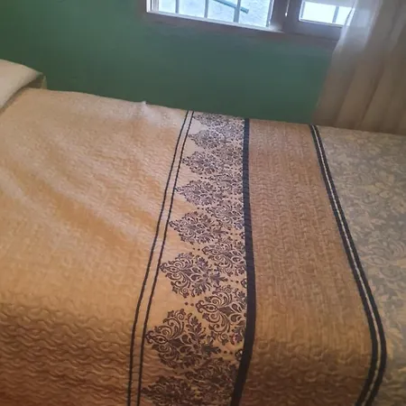 Casa Mari Carmen *
